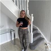 University student offering English tutoring to children! Fluent English speaking and achieved a grade 8 in the GCSE!